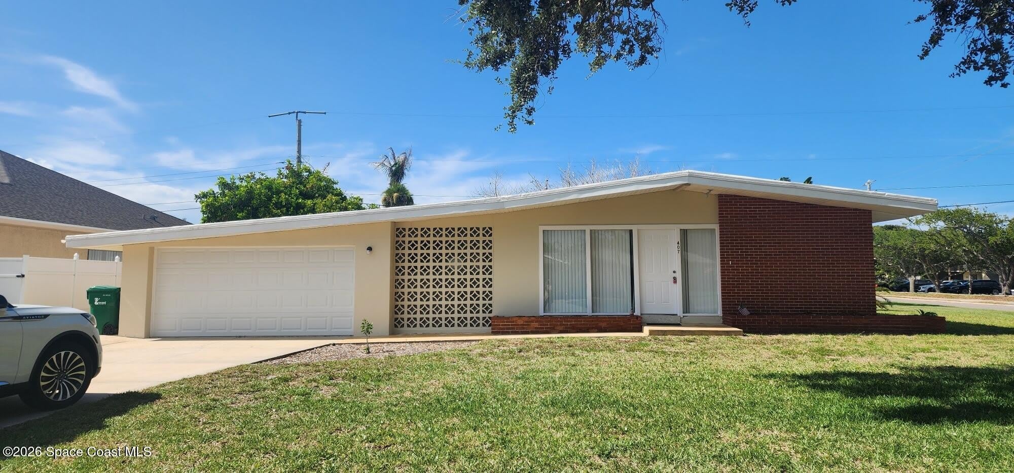 407 4th Street N – photo 1