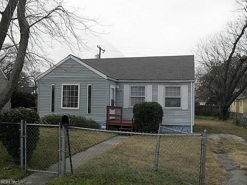 409 Colonial Avenue – photo 1 of 9