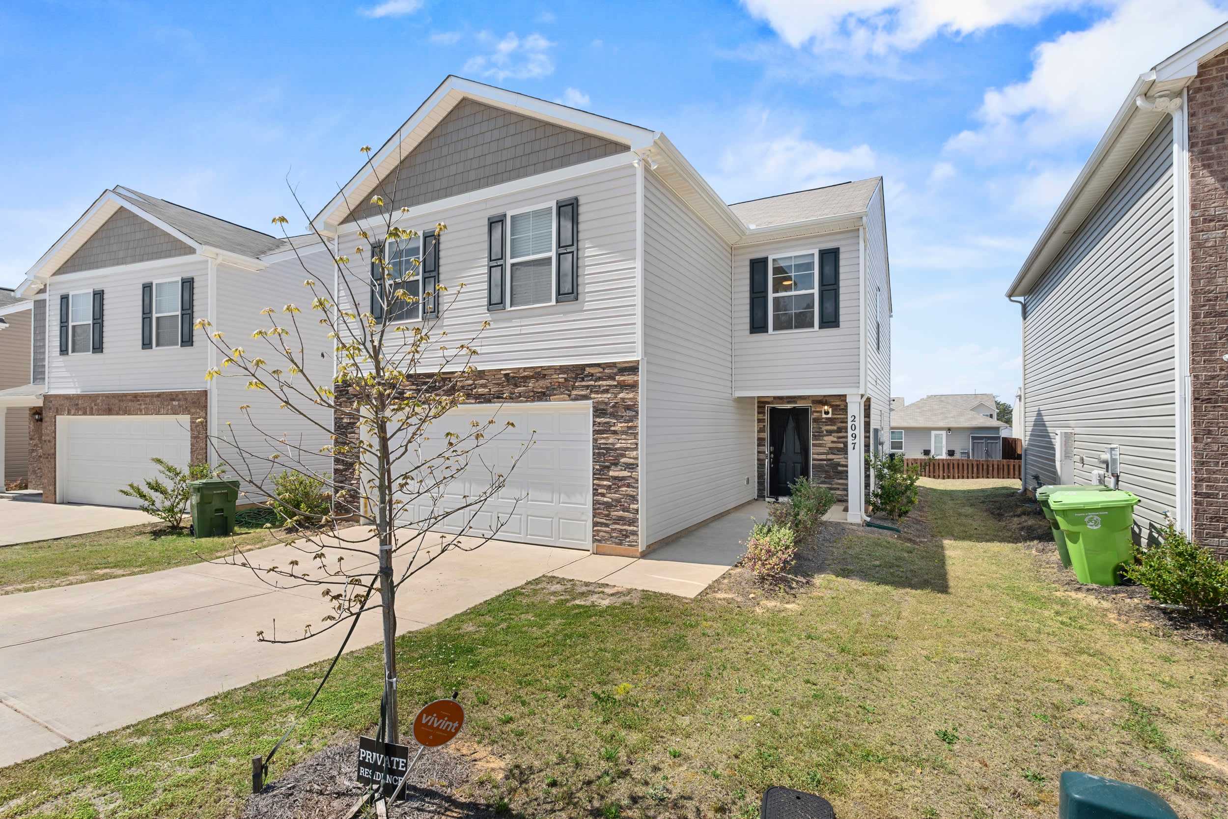 2097 Elmridge Rd – photo 1