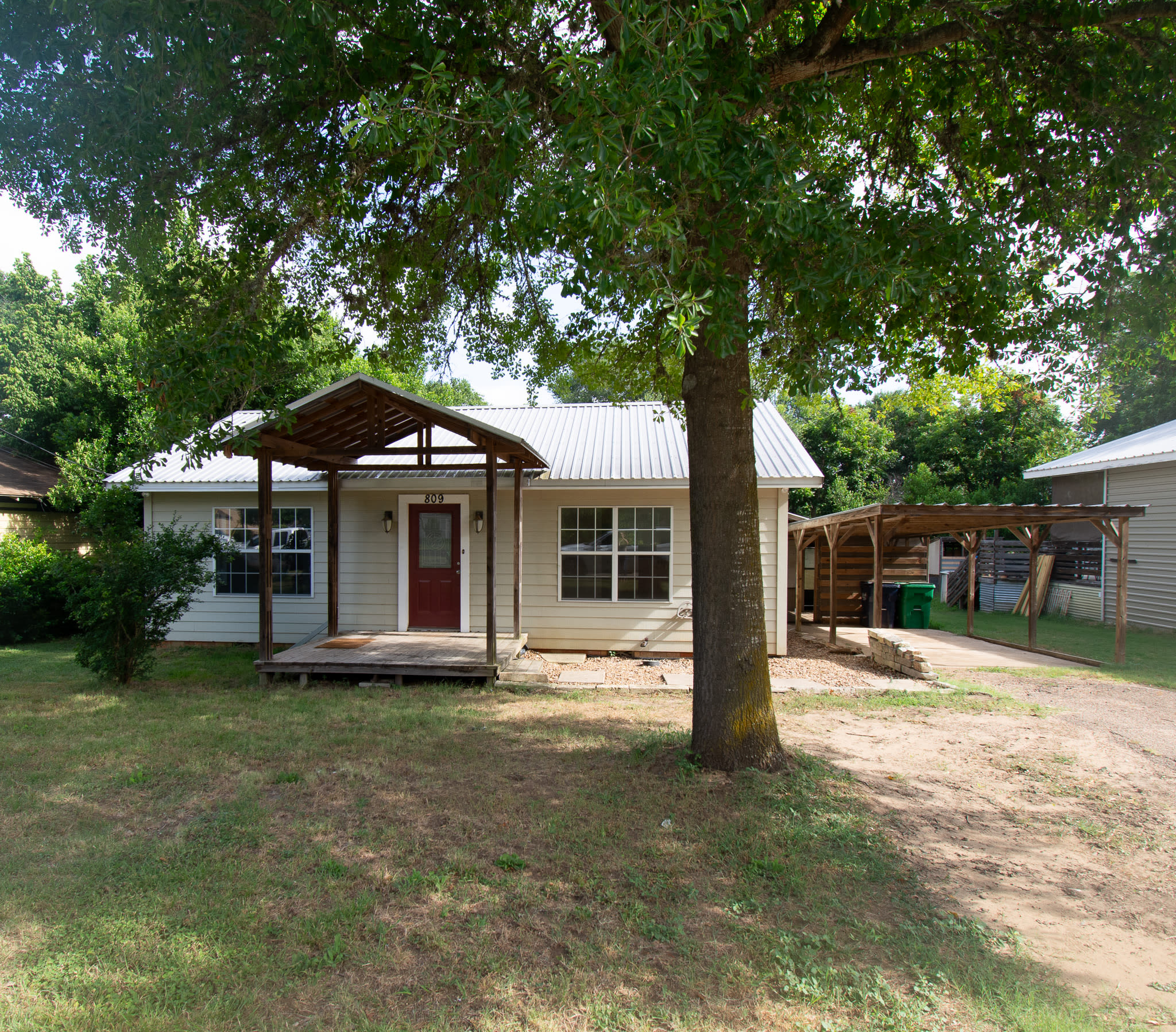809 Jersey Lane – photo 1 of 31