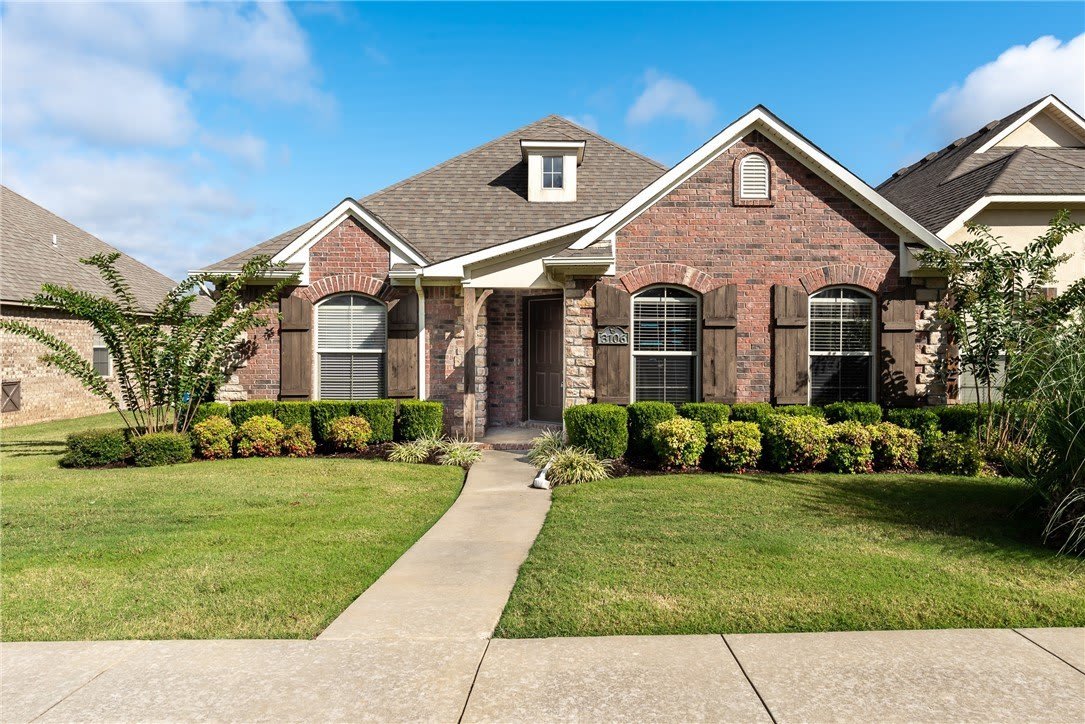 3106 SW Hillstone Avenue – photo 1