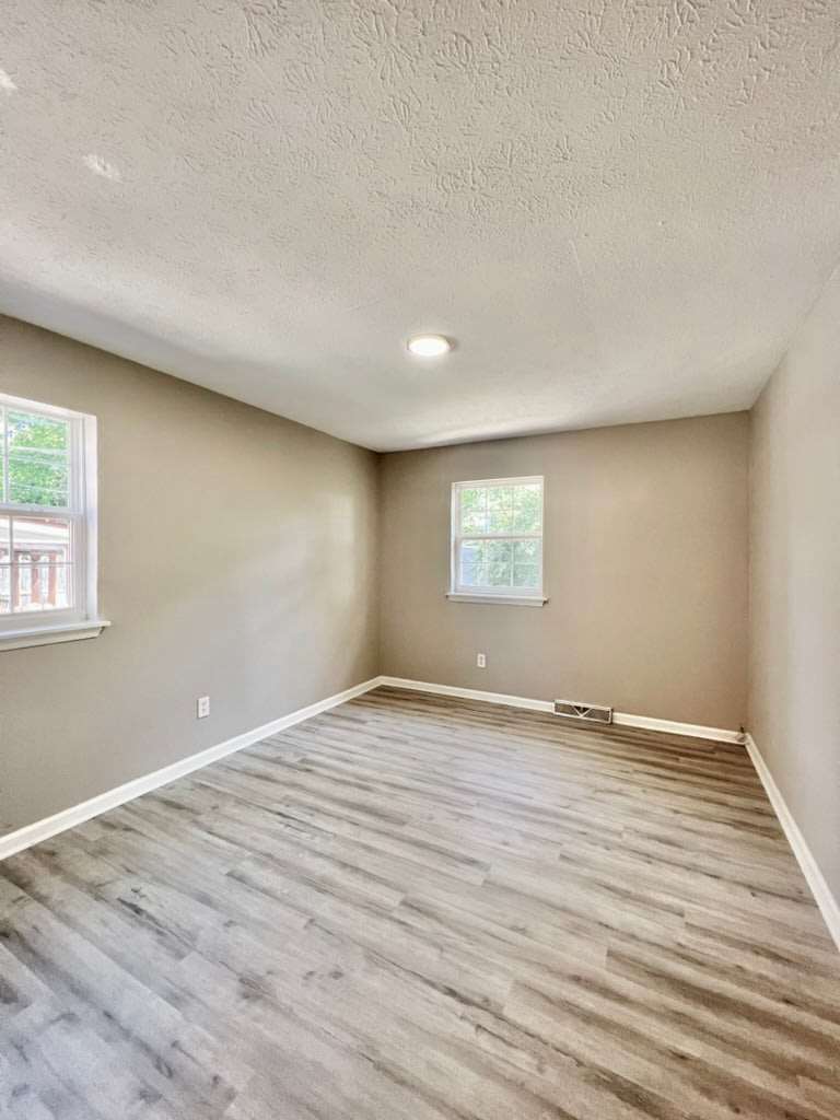 1362 Dix Drive – photo 1