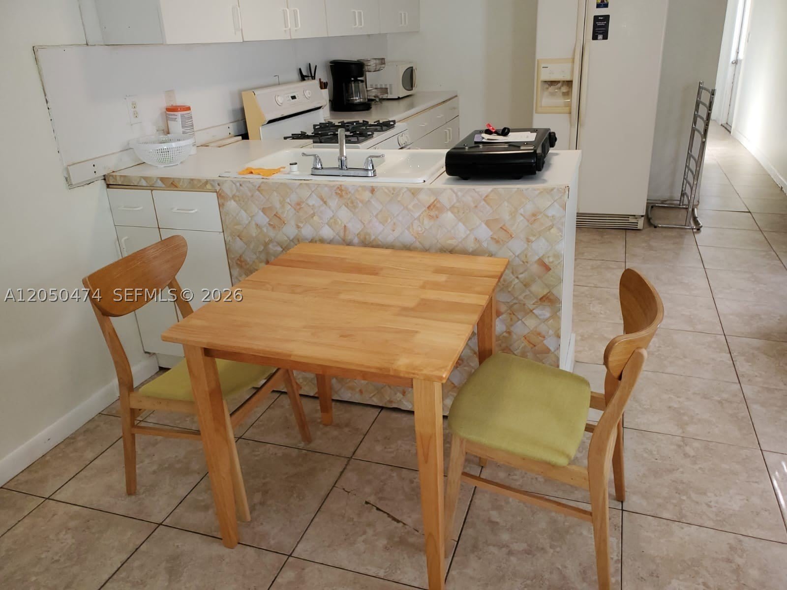 13101 SW 14 St – photo 1 of 12