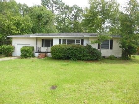 111 Colonial Ave. – photo 1 of 5