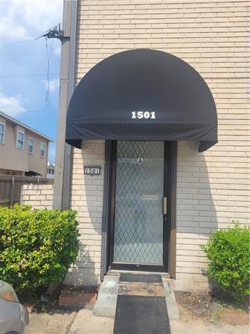 1501 HICKORY Avenue – photo 1 of 9