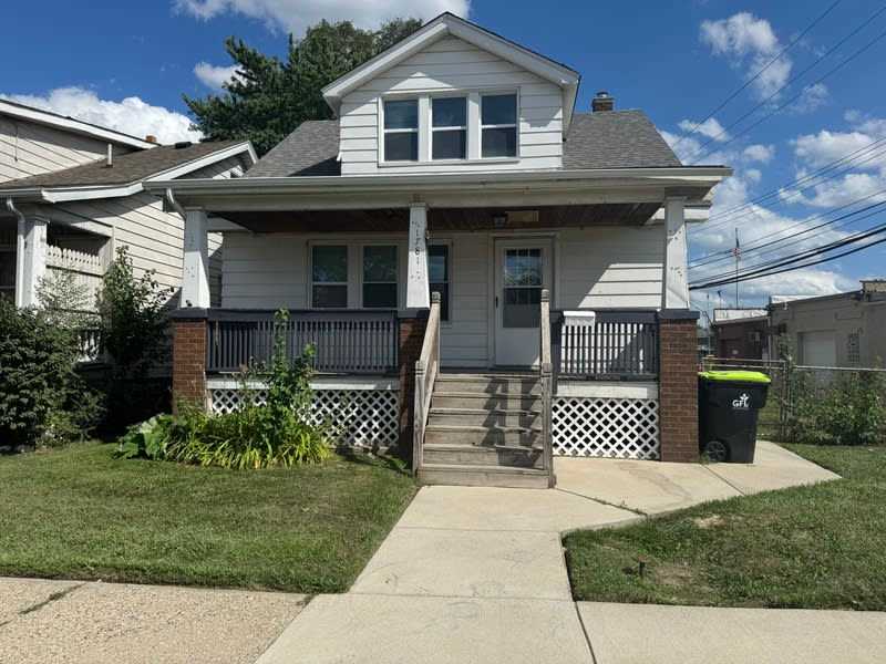 1781 Lafayette Boulevard – photo 1 of 20