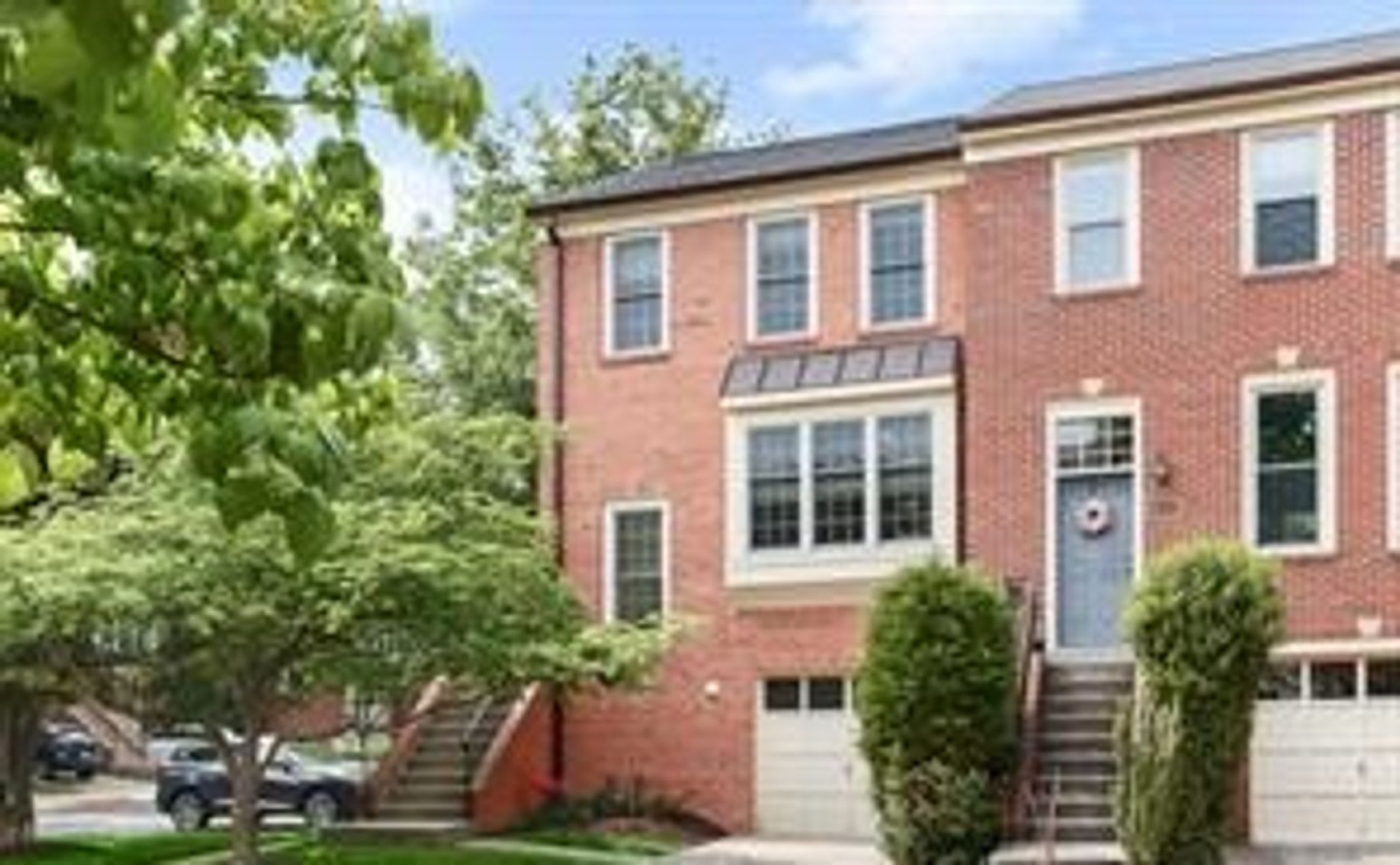Gorgeous 3Br 2 Full Bath 2 Half Bath End Unit Townhome Located In The Woodmont Place Community Of Rockville – photo 1 of 333