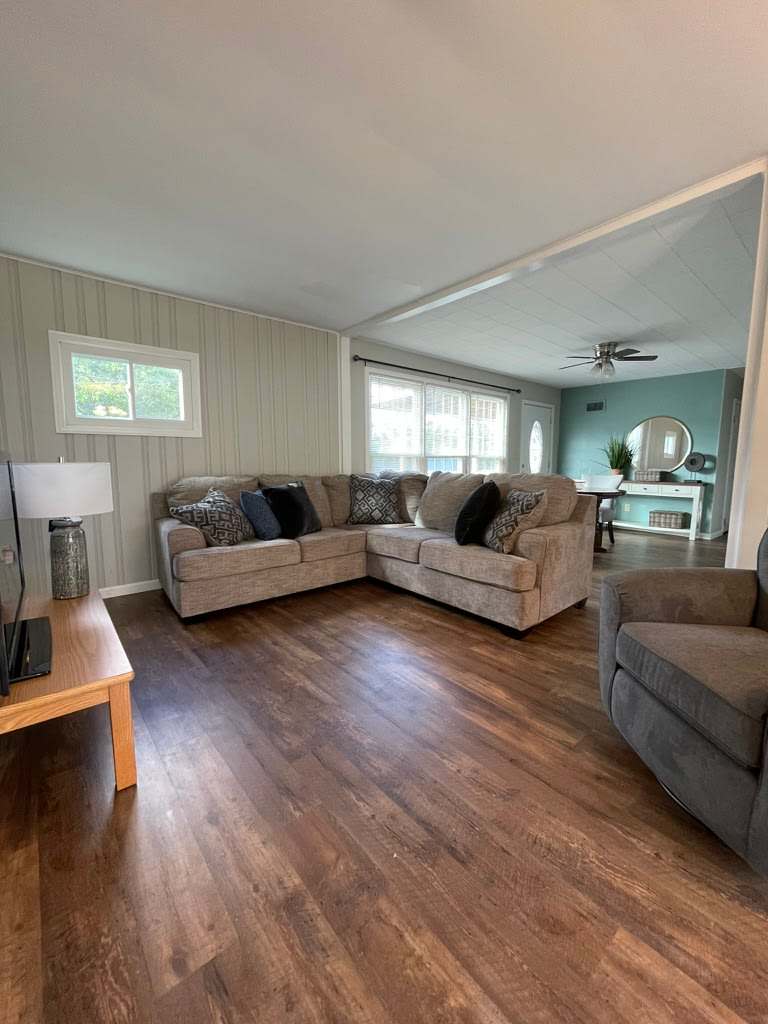 1535 Kaiser Avenue – photo 1