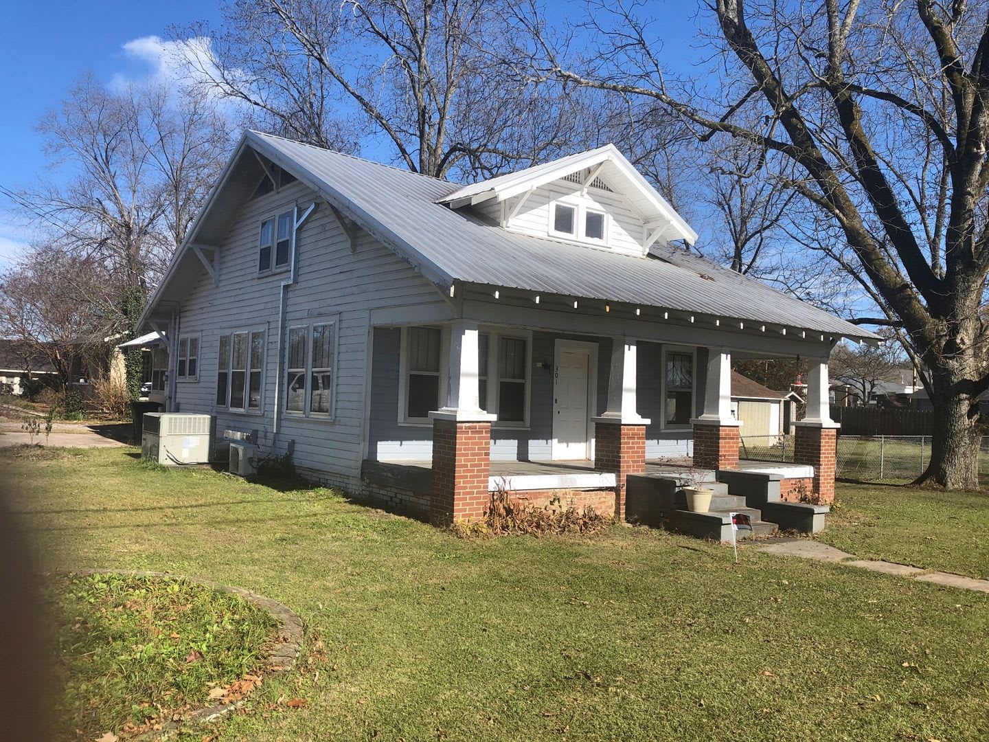3 Bedrooms 1 Bath – photo 1 of 17