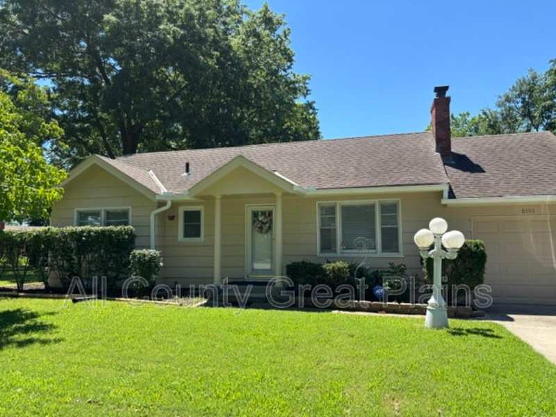 6101 W 58th Street – photo 1