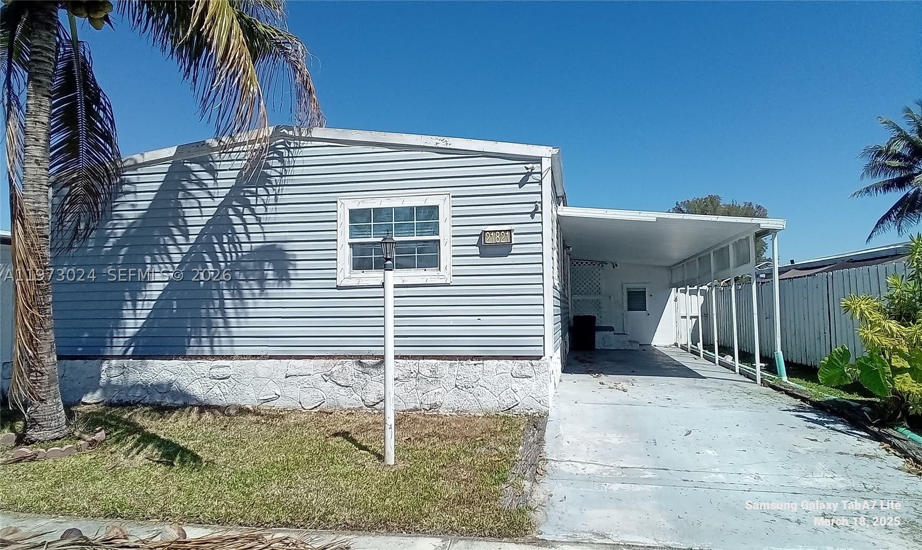 21821 S Heritage Cir – photo 1 of 20