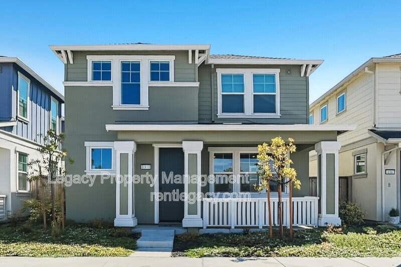 112 Seahorse Street – photo 1 of 21