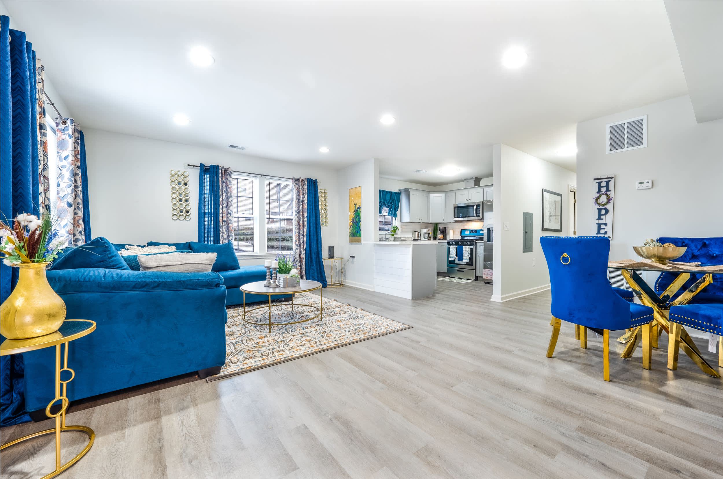 8 Reservoir Avenue – photo 1
