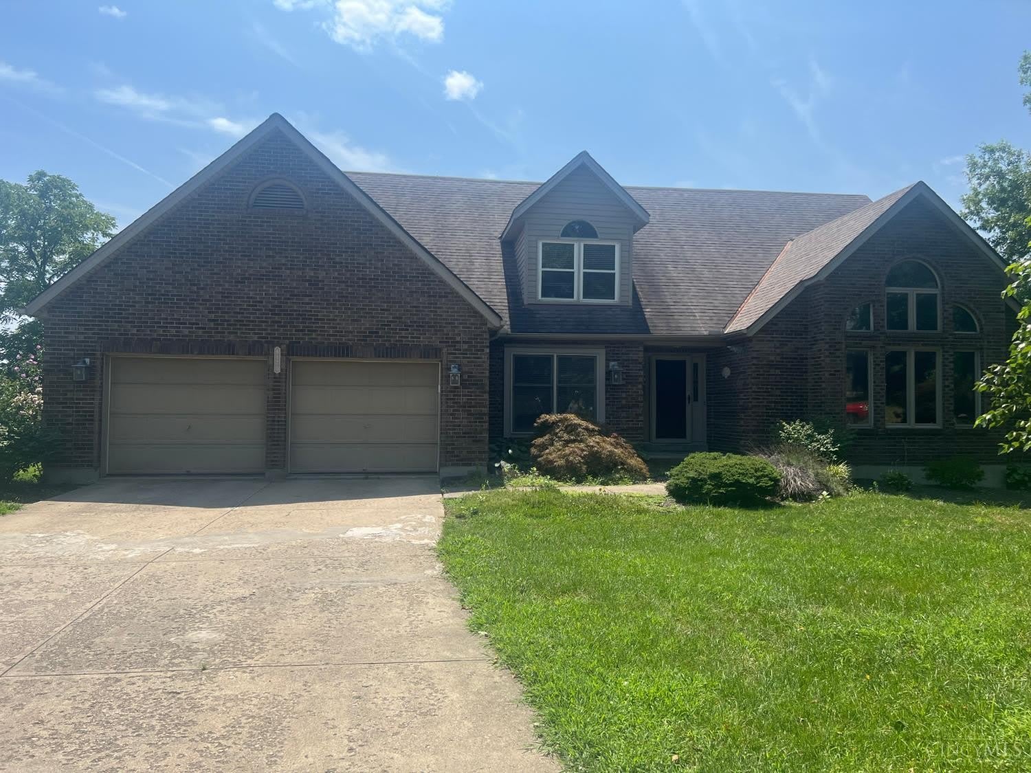 8170 Foxdale Court – photo 1 of 333