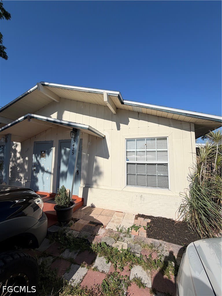 5425 9th Avenue – photo 1 of 10