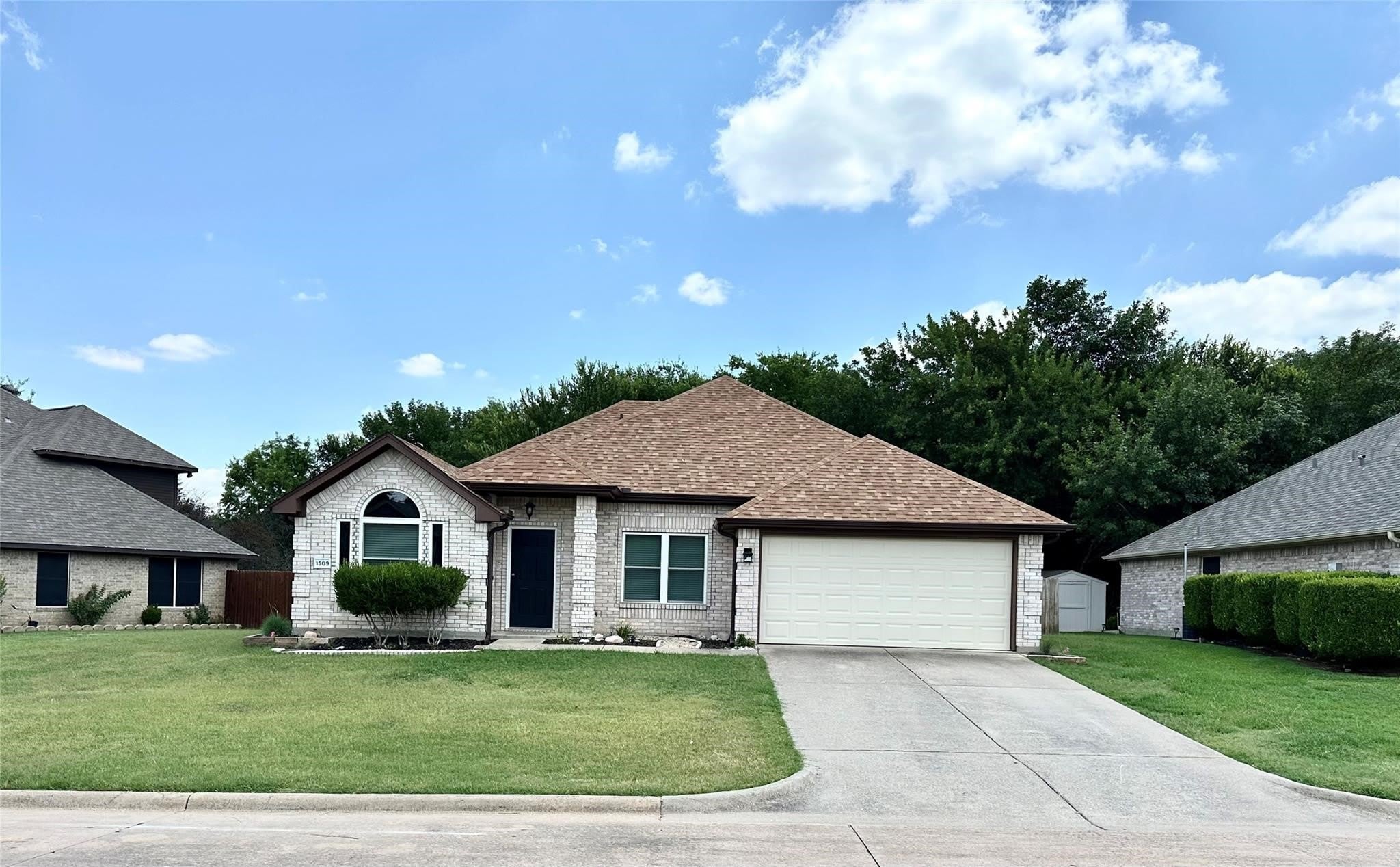 1509 Creekside Avenue – photo 1