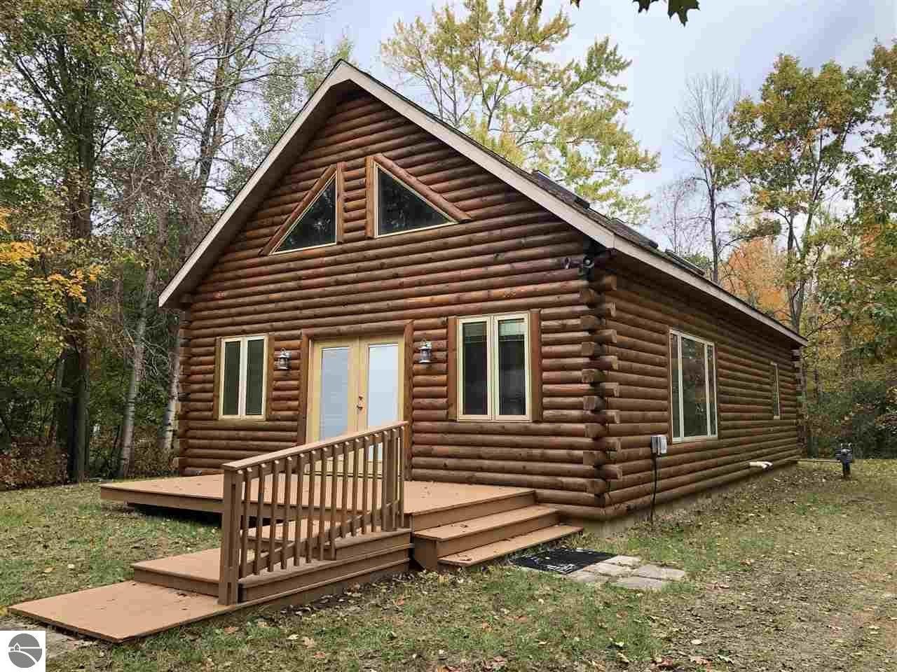 5498 Gross Drive – photo 1 of 15