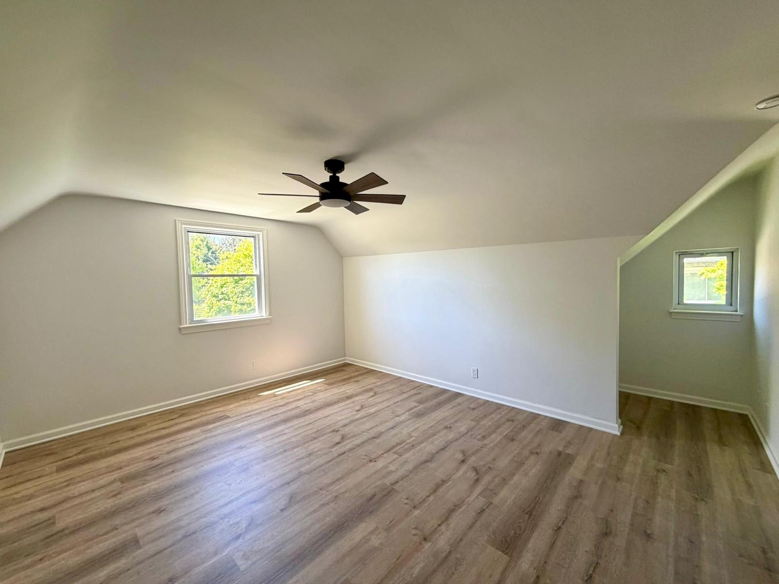 1699 Warrensville Center Rd – photo 1