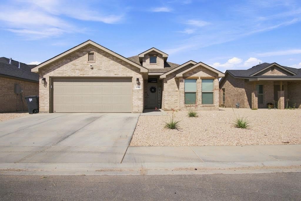 10401 Pronghorn Rd – photo 1 of 25
