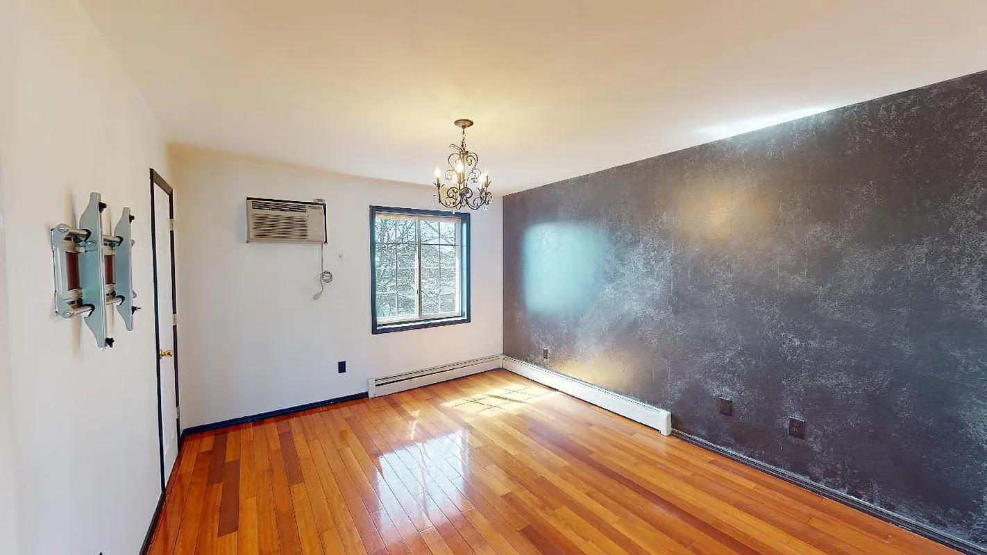 97-12 95th Avenue – photo 1