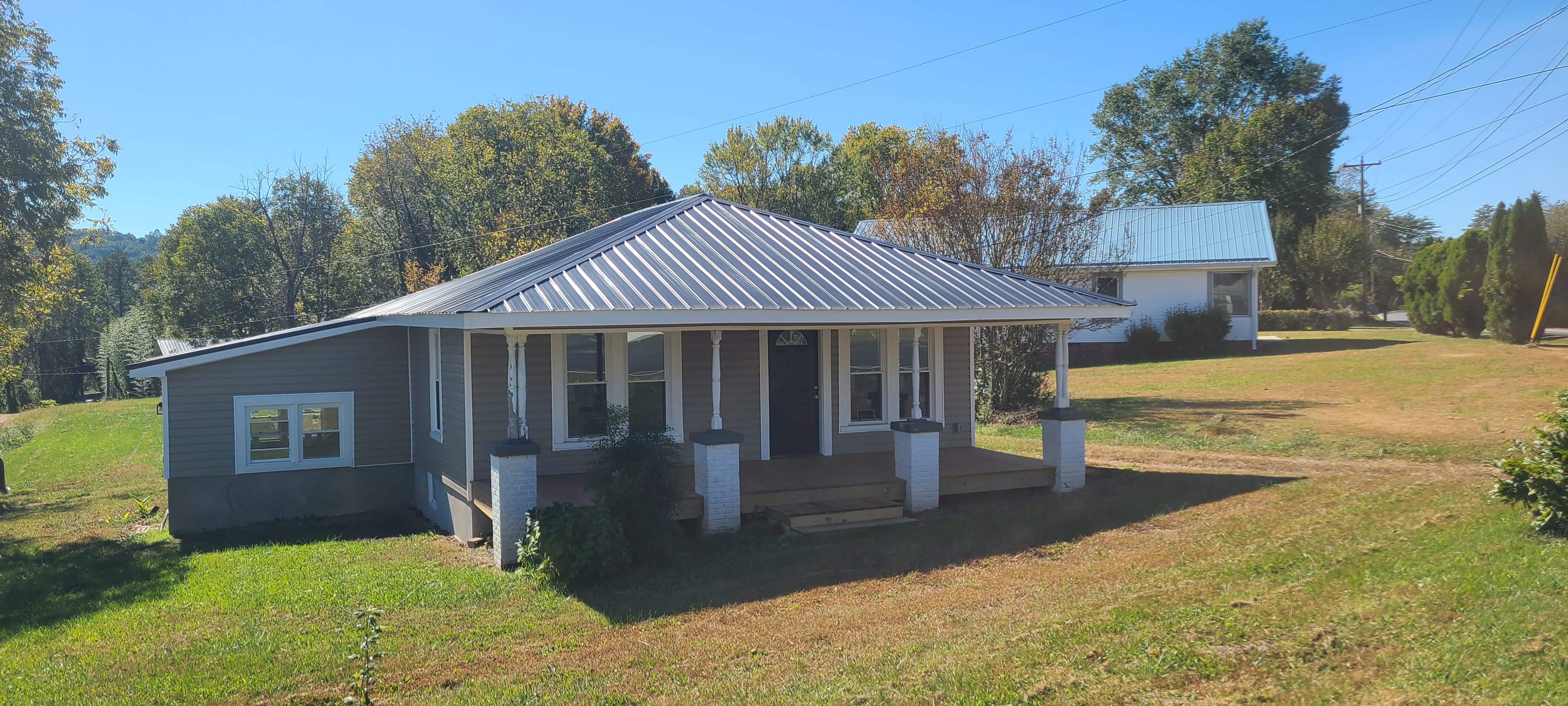 201 Perkins Road Southeast – photo 1 of 9