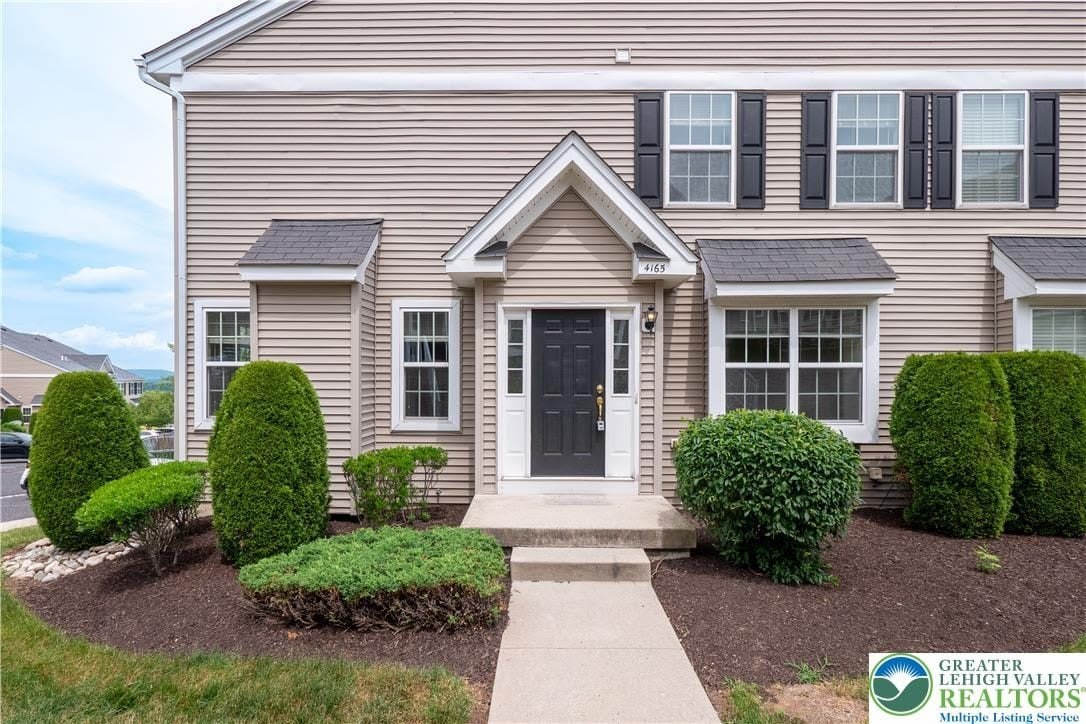 4165 Bunker Hill Drive – photo 1