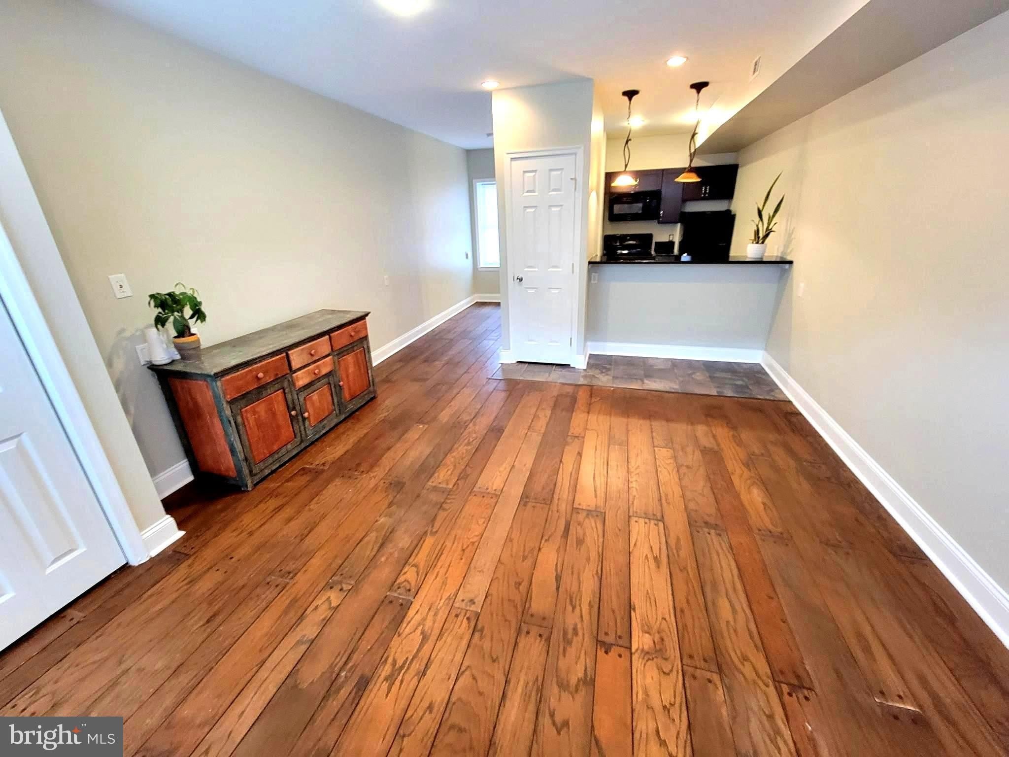 1907 ALICEANNA Street – photo 1