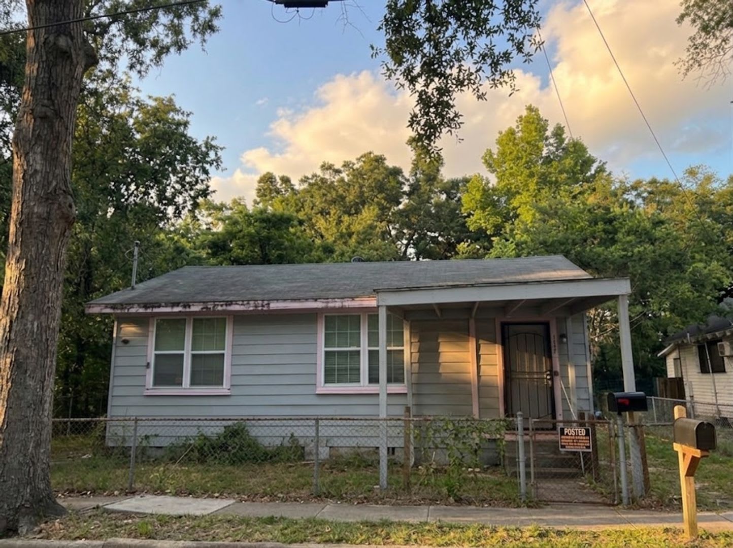 Fully Renovated 3 1 Single Family Available For Immediate Rent – photo 1