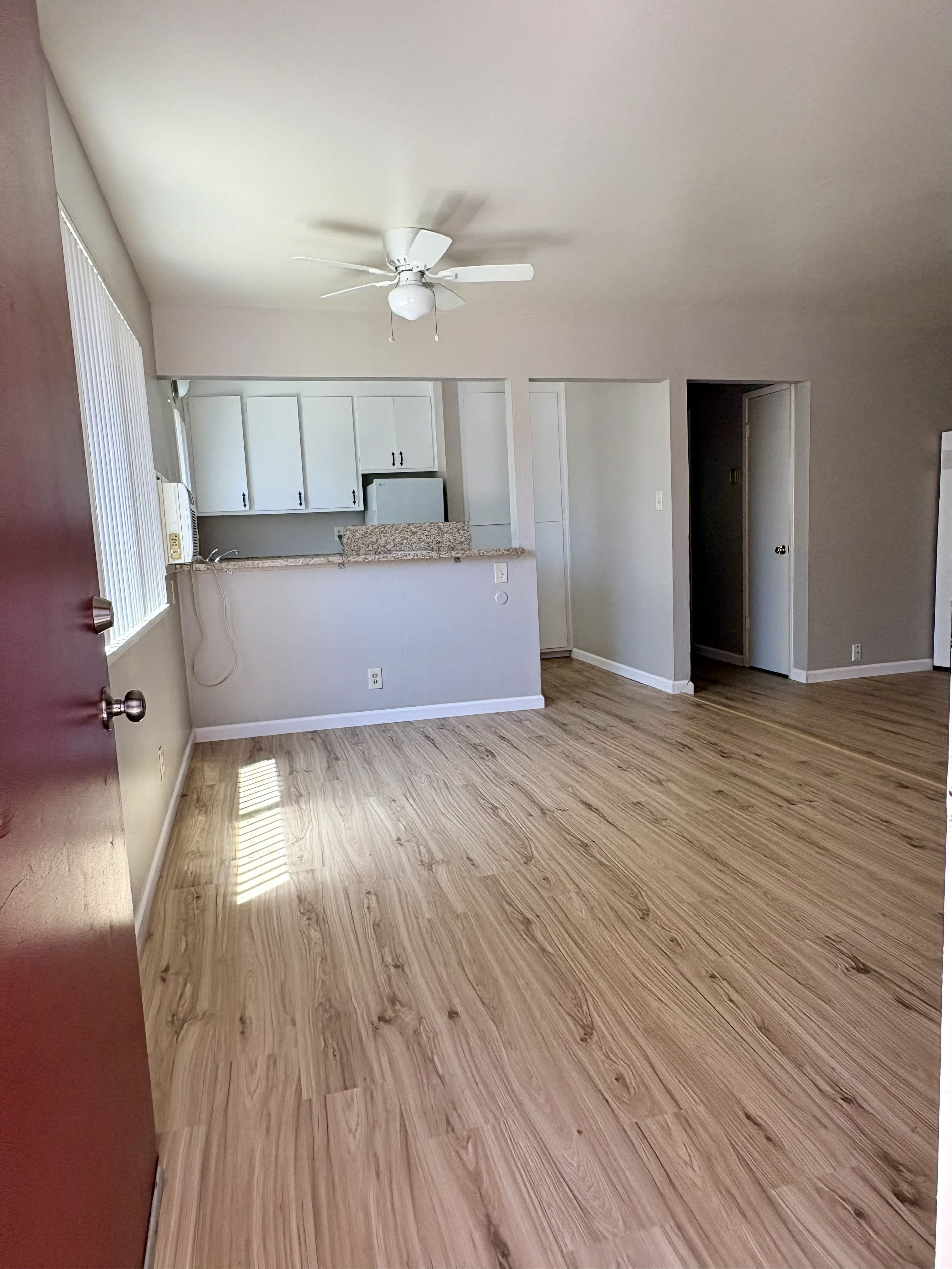 1725 Fillmore St – photo 1 of 11
