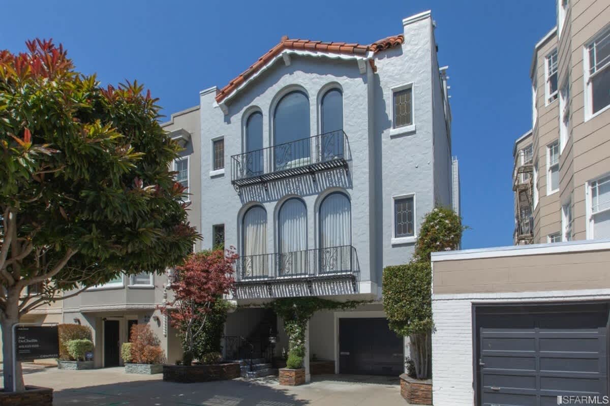 2324 Francisco Street – photo 1