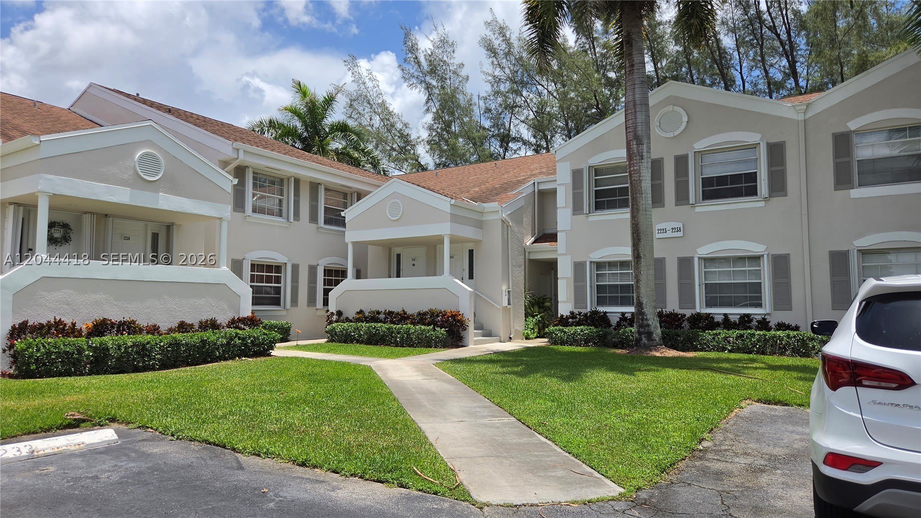 2234 SE 27th Dr – photo 1