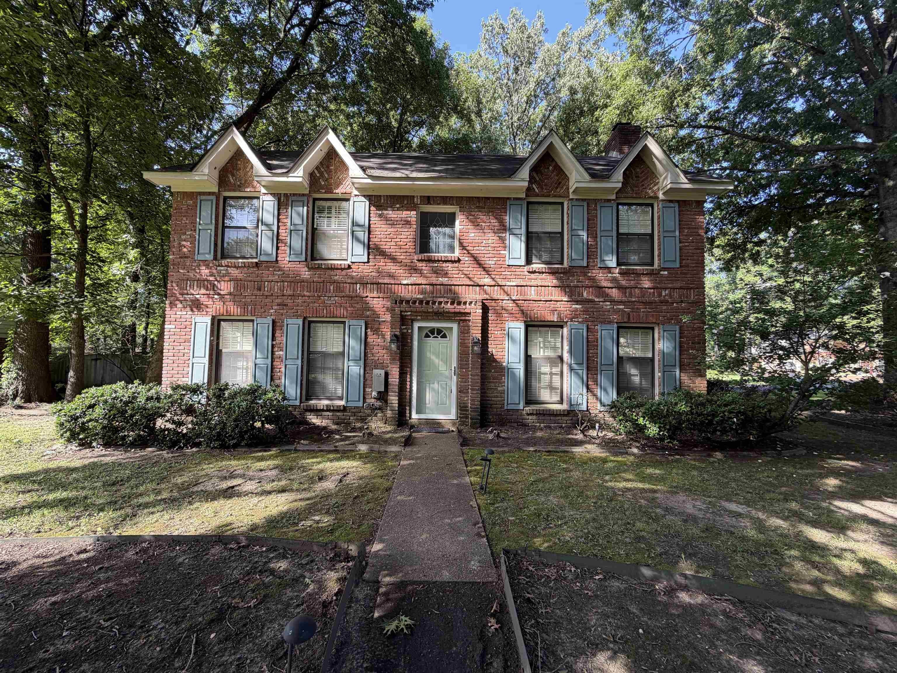 8149 Kimbrook Dr – photo 1 of 80