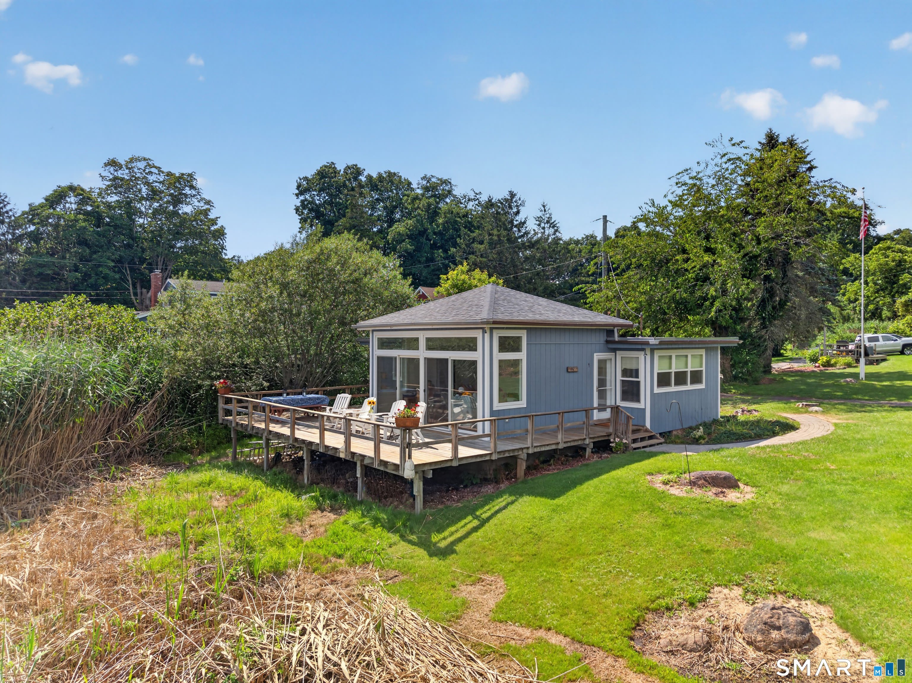 18 Brown Street – photo 1 of 257