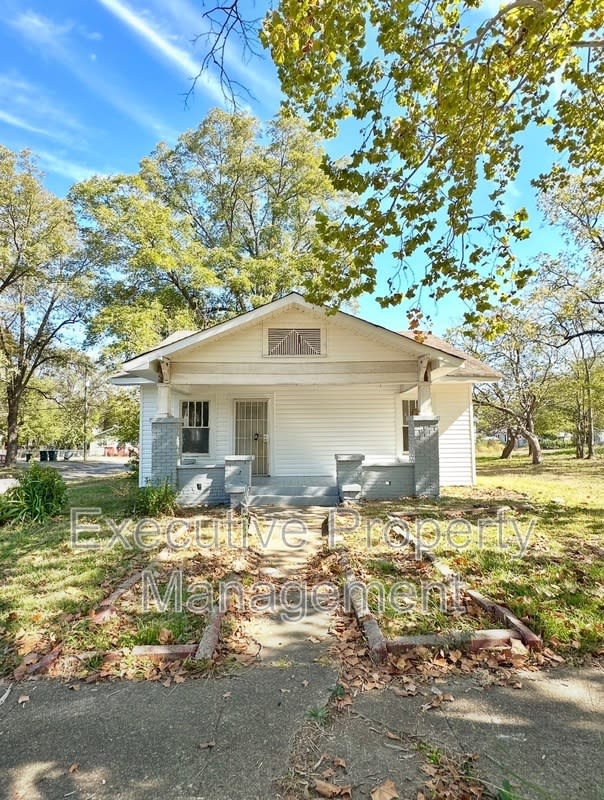 4801 Avenue S – photo 1