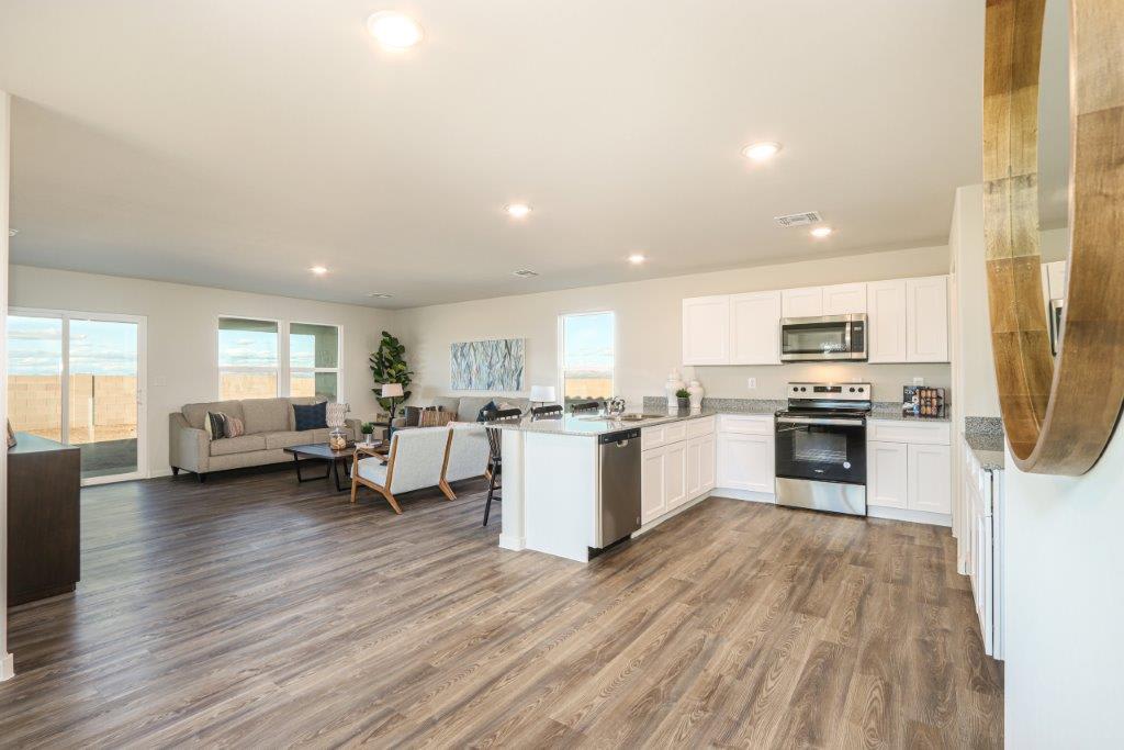 2440 Tapatio Dr – photo 1