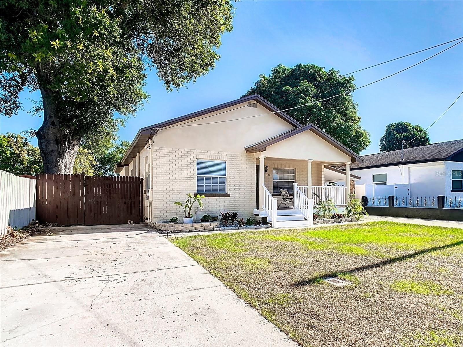 3321 W AILEEN Street – photo 1