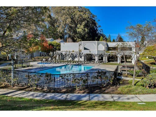 2bd/2ba condo in Aptos – photo 1 of 14