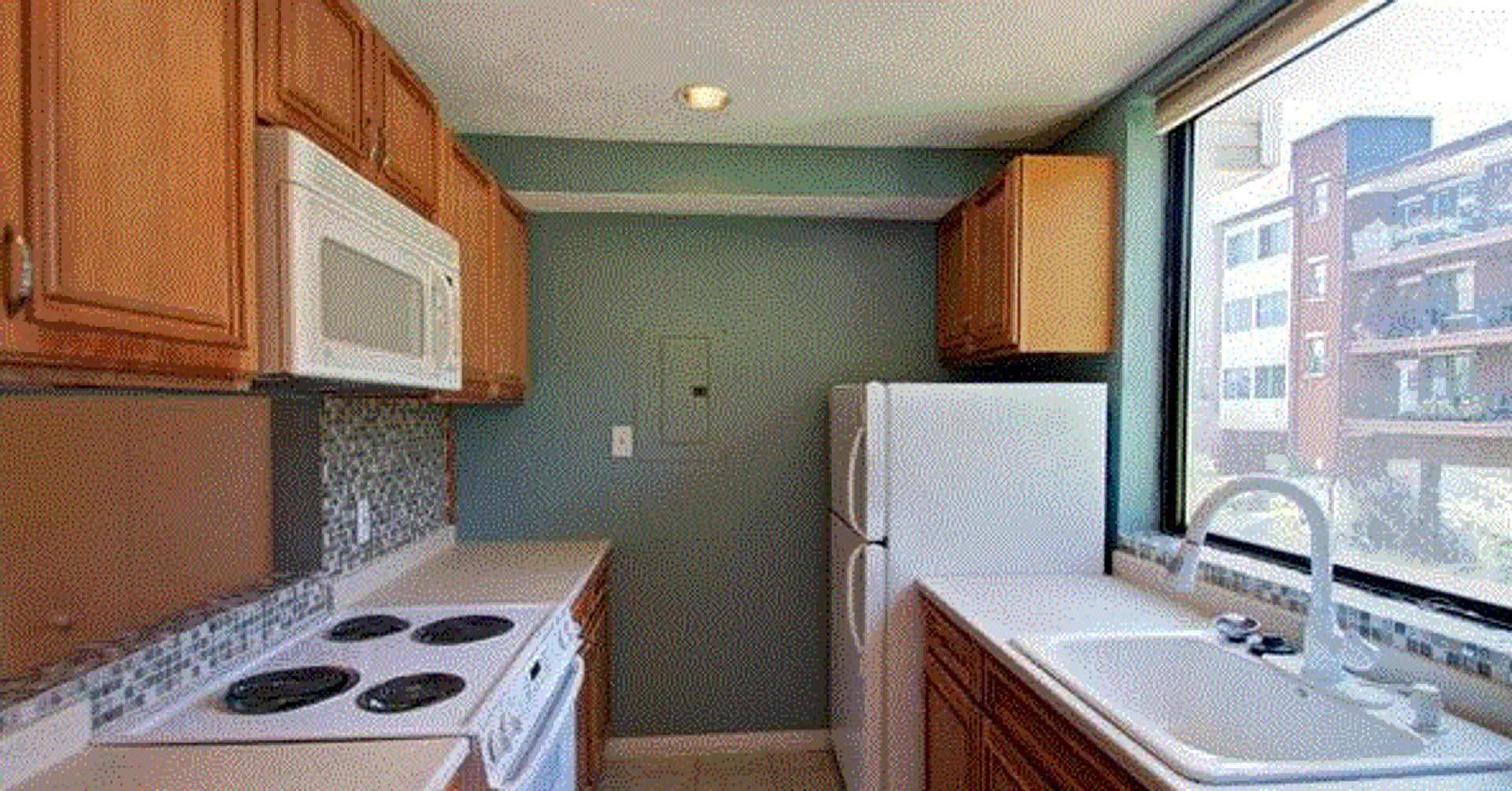 Charming 2 Bedroom – photo 1