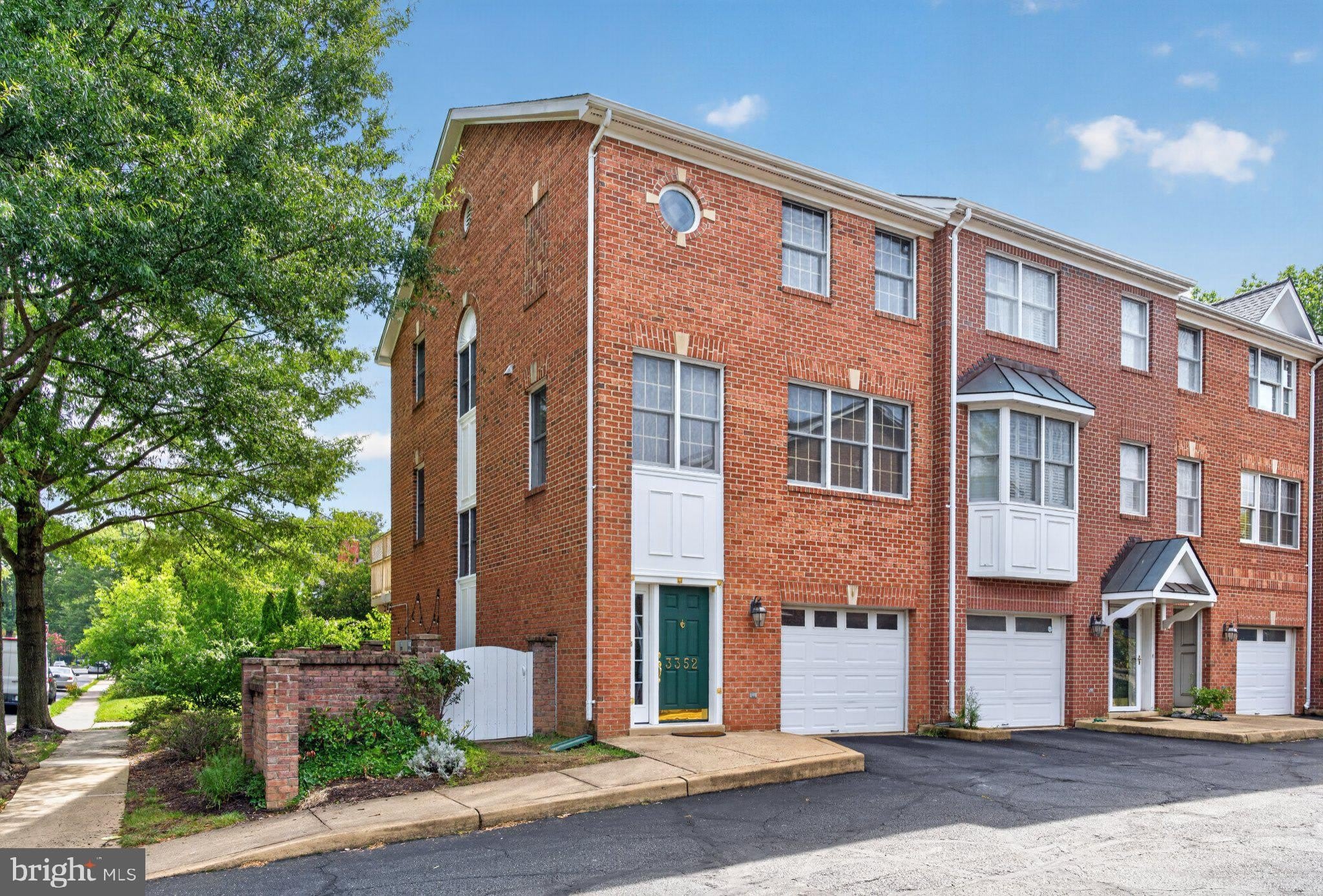 3352 5TH Street S – photo 1 of 20