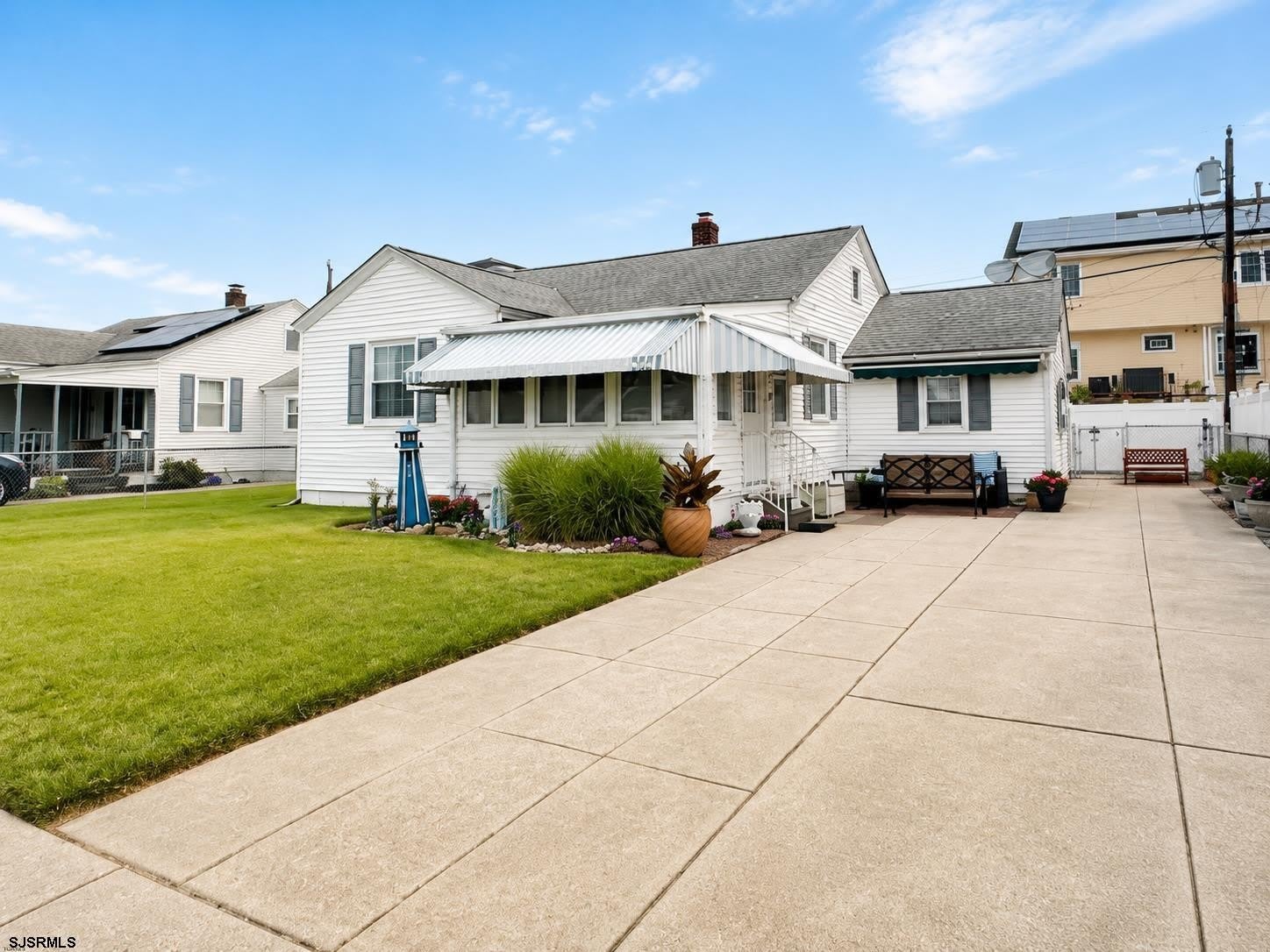 223 N Wyoming Ave – photo 1