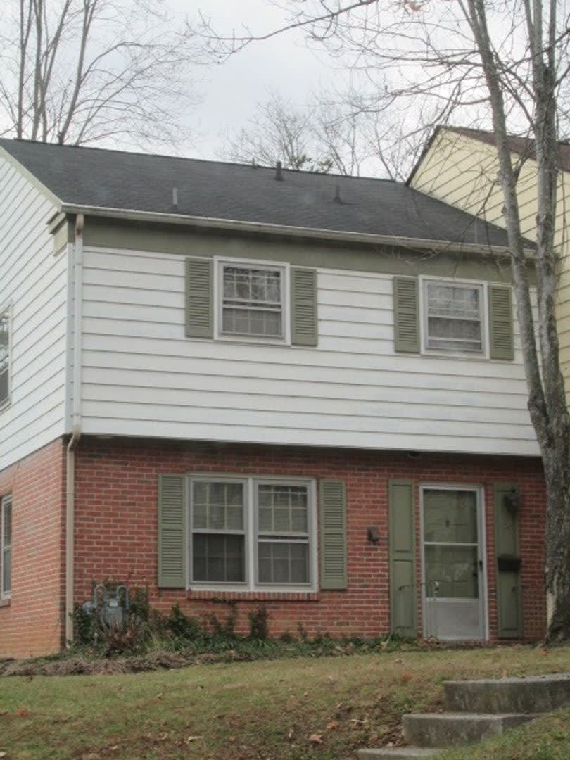 3 Bedroom 2.5 Bath Townhouse – photo 1