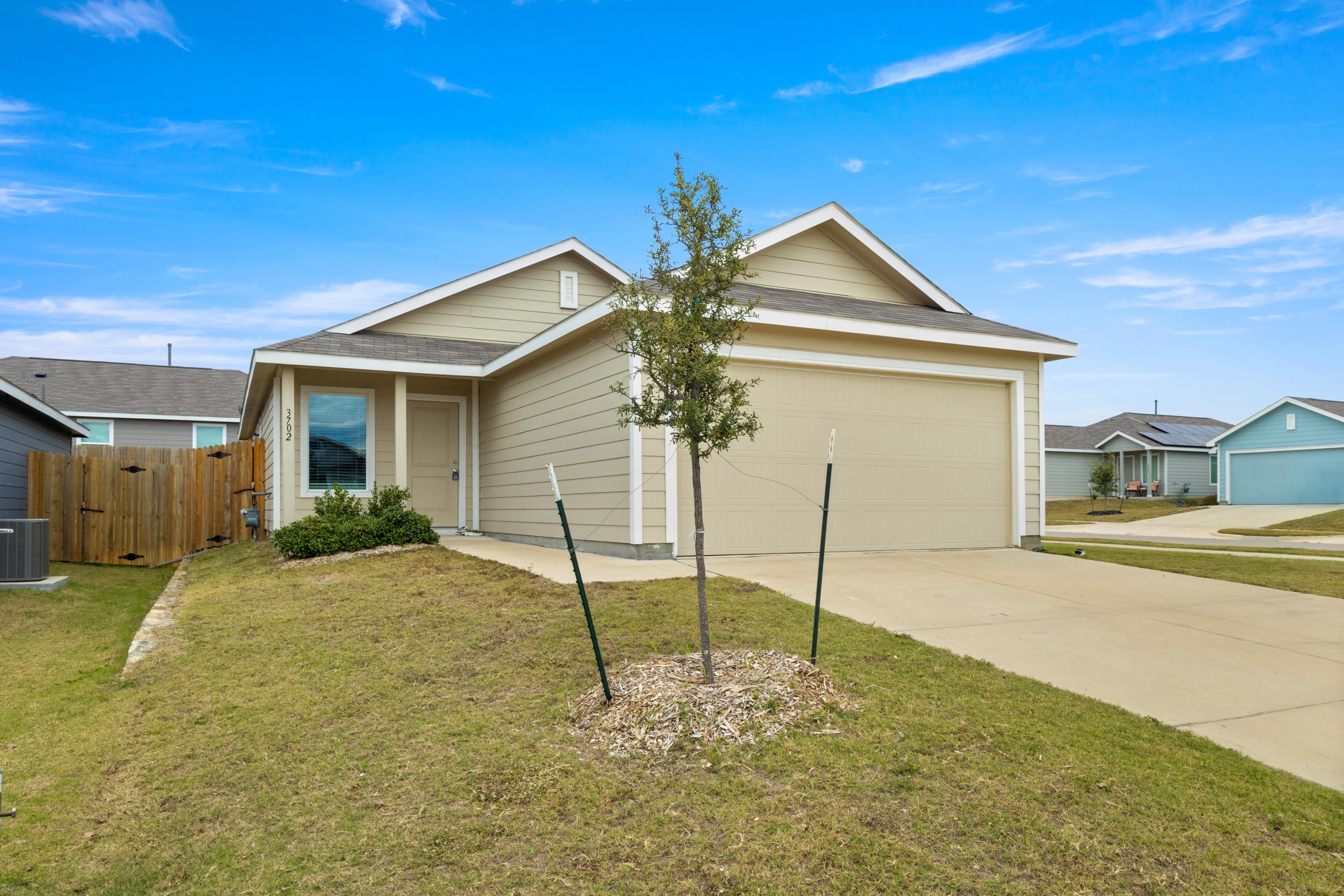 3702 Haydon Hill Road – photo 1