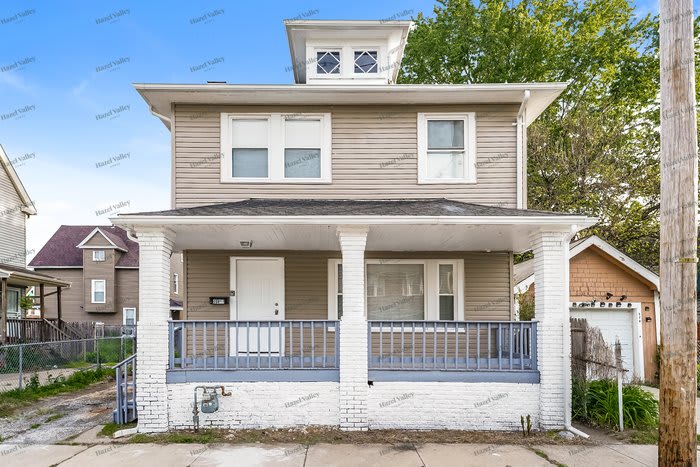 10811 Sprague Avenue – photo 1
