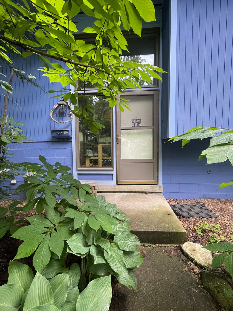 4 Bed / 2 Bath Home Near Virginia Park – photo 1