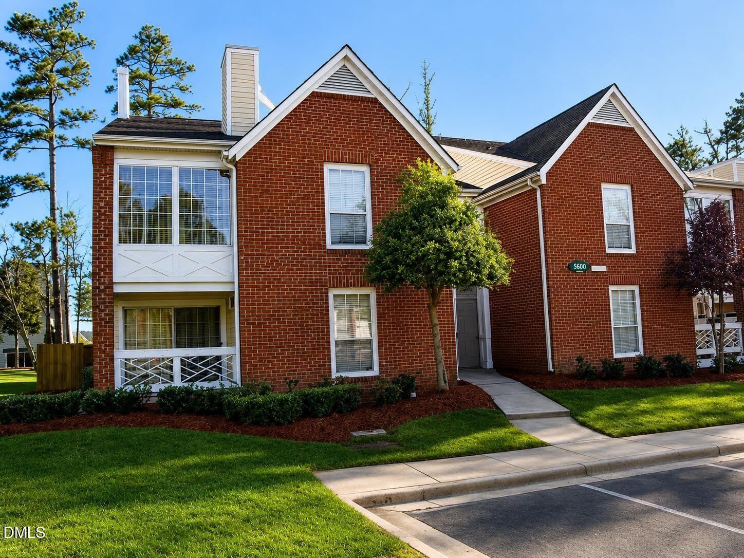 1001 Kingswood Drive – photo 1