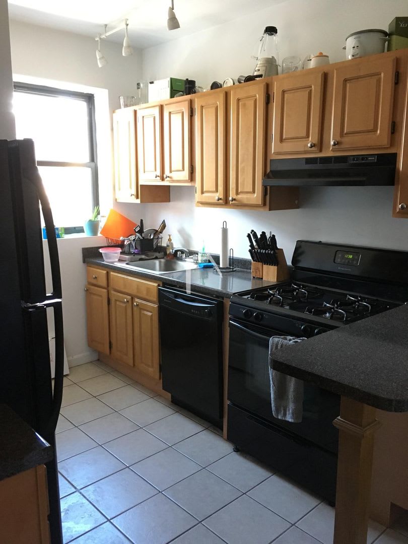 Well Lit 3 Bed – photo 1