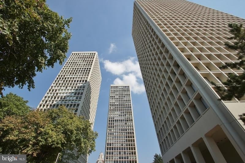 220-00 LOCUST STREET – photo 1