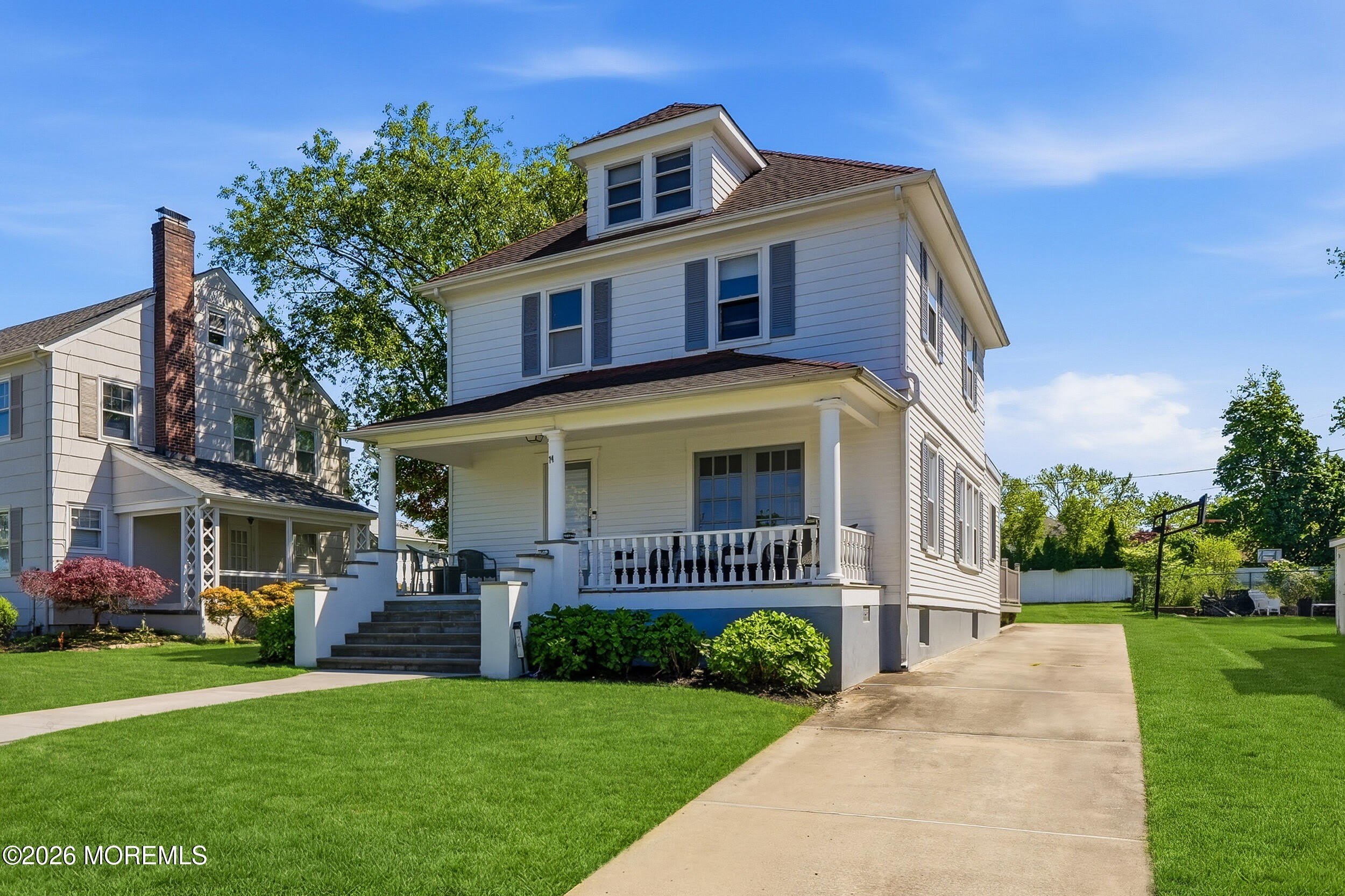 74 Poplar Avenue – photo 1 of 39