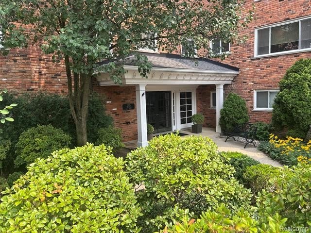 450 Oak Avenue – photo 1