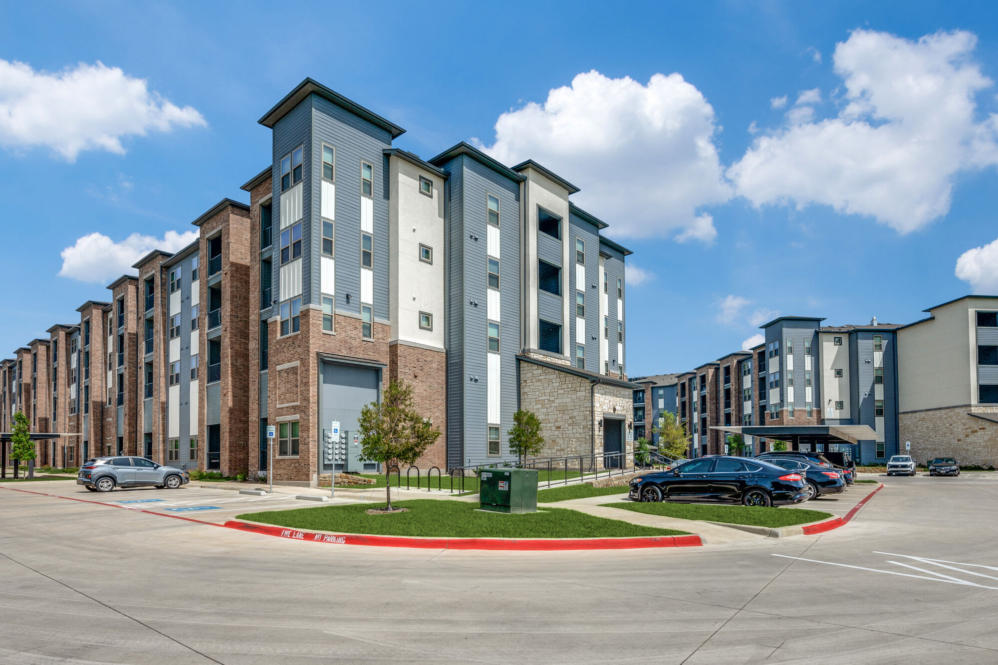 Palladium Oak Grove – photo 1 of 25